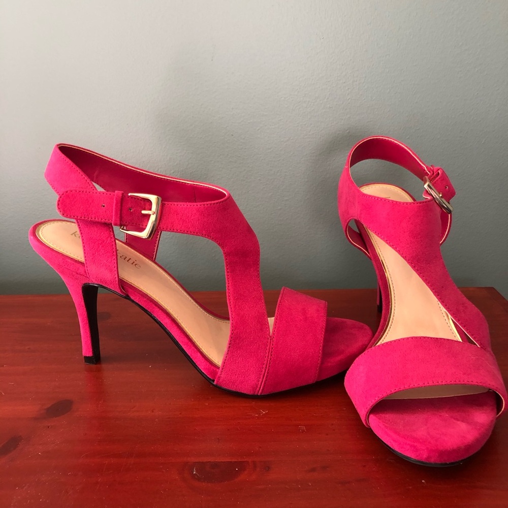 Kelly & katie Pink Suede Pump